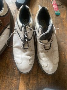 golf shoes