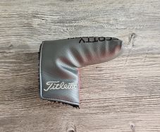 Scottie Cameron putter headcover