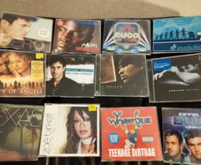130 approx cd job lot 90s 00s pop rnb etc, albums & Singles