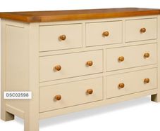 chest of drawers