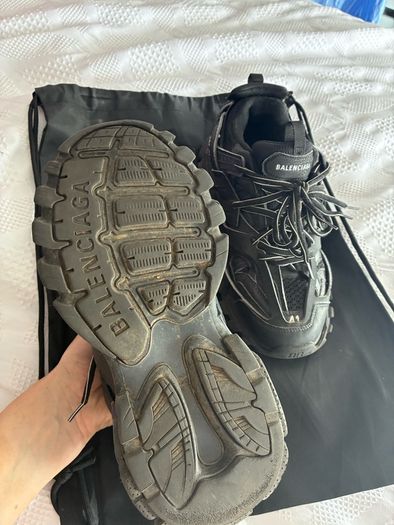 Balenciaga tracks runners