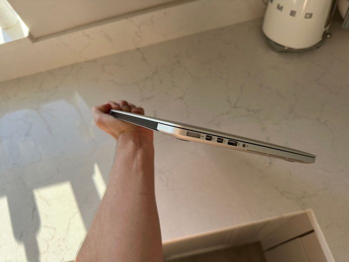 Macbook Pro Retina 2015 (512GB, 8GB, 2.7 GHz i5)