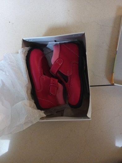 Riscosta  Shoes.  Size : 20- 12 -18 Months. Approximately.  In Original Box.