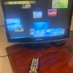 Samsung TV 20 inch