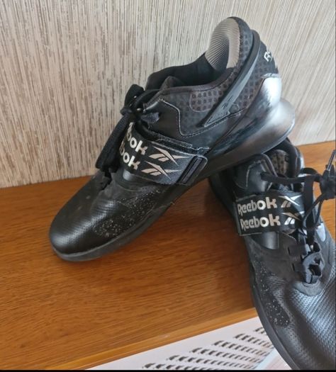 Reebok weightlifting shoes