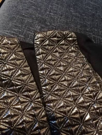 Pencil skirt lovely black and gold size 12 soft comfortable material