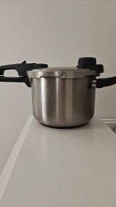 Pressure Cooker