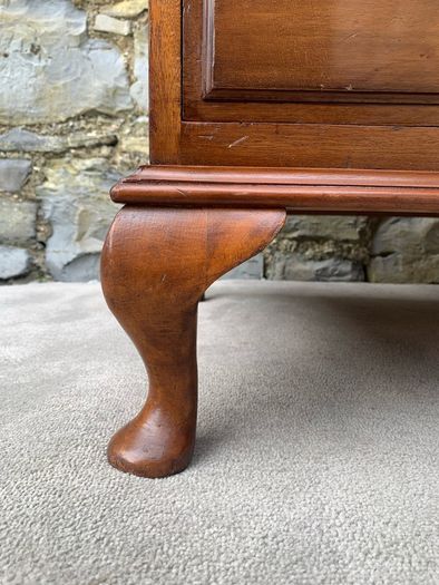 Late Edwardian Mahogany Chest of Drawers.
