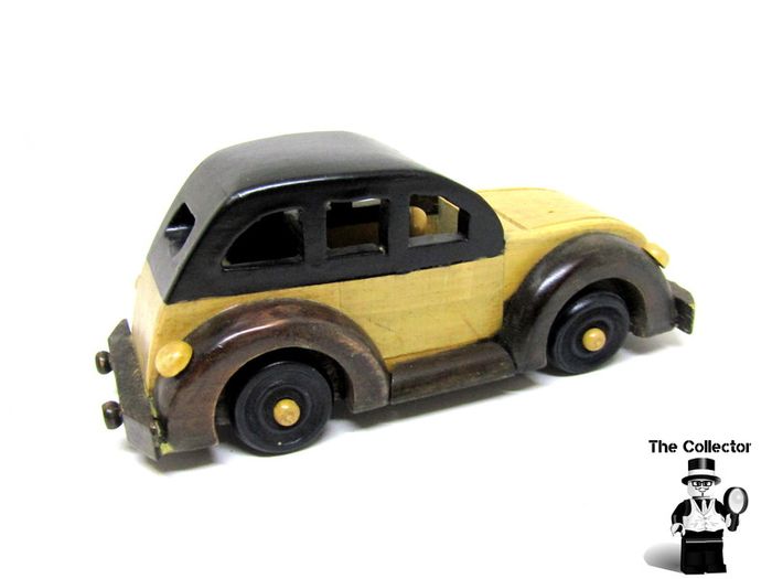 BOXI Arts Classics Handcrafted Wooden Car Very Rare item