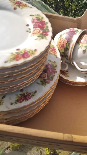 40piece  Part Dinner Set