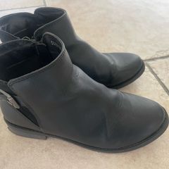 Black Chelsea ankle boots size 2