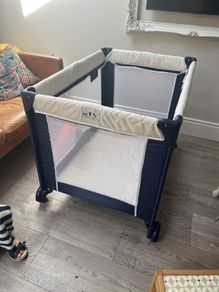 Cuggl Travel Cot