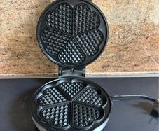 Waffle maker