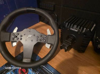 Fanatec 8NM Wheelbase and P1 V2