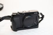 Fuji XE-3 (24 Megapixel Xtrans Iii Sensor)