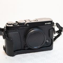 Fuji XE-3 (24 Megapixel Xtrans Iii Sensor)