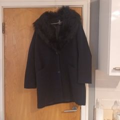 Primark Long Navy Jacket  With Removable  Faux  Fur  Collar.    S.16. New