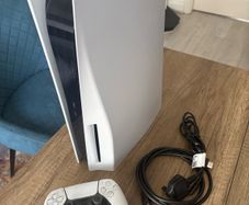 PS5 Console Disc version