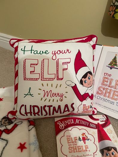 Elf on the Shelf Bumdle (some new)