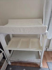 BABYLO Changing table