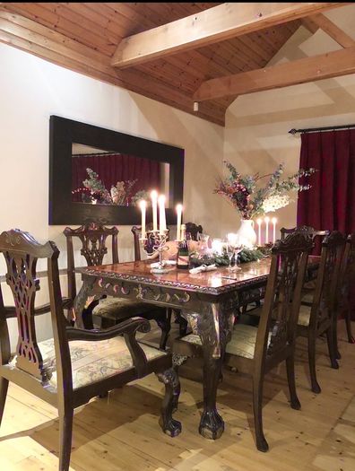 Antique Dinning Table & 8 Chairs