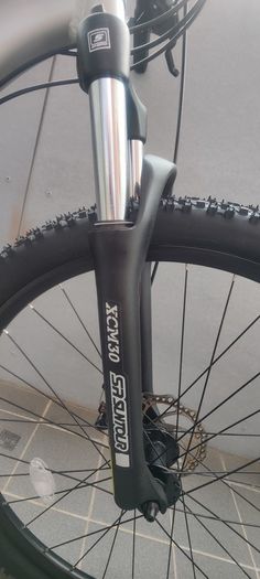 Carrera Vengeance Womens Mountain Bike -Silver Grey  .Frame size  M