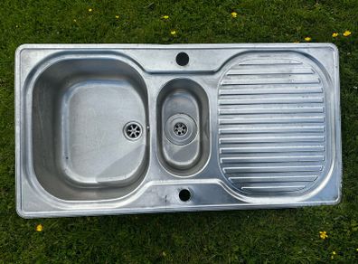 Kitchen sink