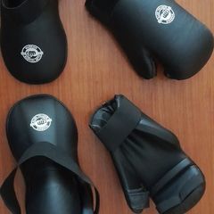 Sparing gloves and footpads