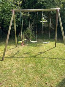 Swing set