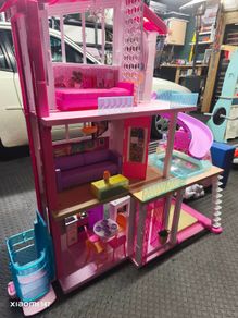 Barbie House