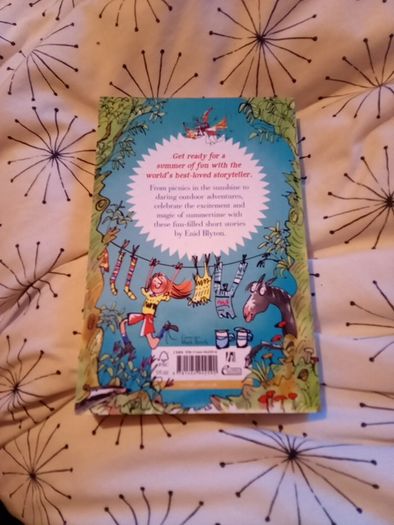 Summertime stories, 30 stories by Enid Bltyon