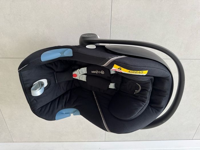 Cybex Aton M carseat