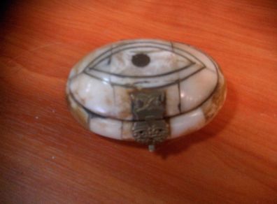 Trinket box