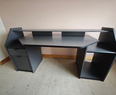 Black Gaming desk