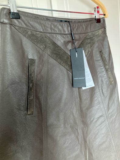 Vero Moda real leather skirt, BNWT, size 10