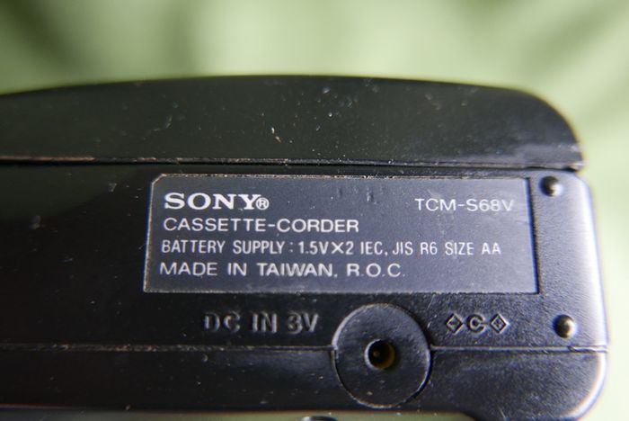 Vintage Sony Tcm-s68v S 68 V portable cassettes Recorder V-O-R Walkman Tested