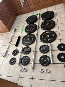 Ultimate Gym Olympic Bars And Weights Set!!