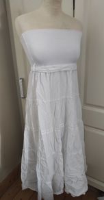 White maxi dress with elastic waistband and tie string #maxiskirt #beachwear size 12 marks and Spencers