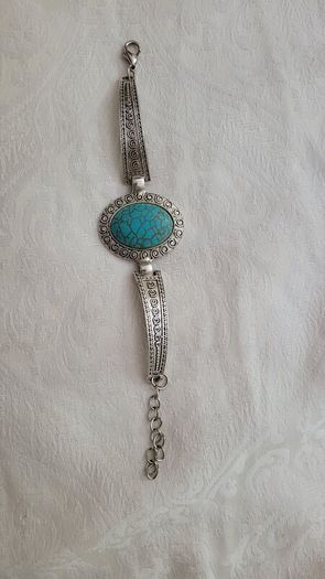 beautiful torquise bracelet plus  pendant