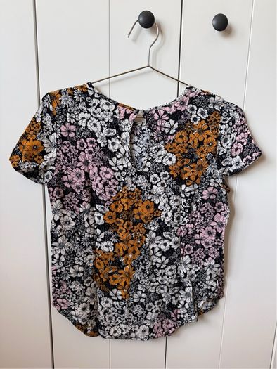 H&M women ladies top, t-shirt