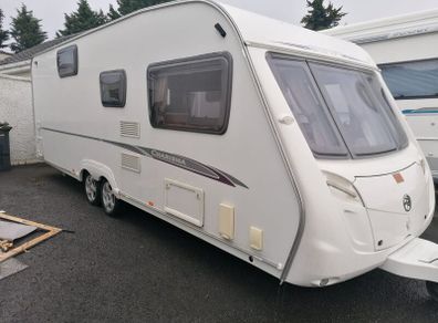 Swift Charisma Caravan