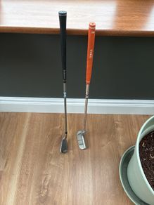US kids pitching wedge & putter
