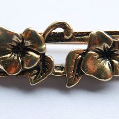 Vintage AVON Floral Bar Brooch: Gold Tone Art Nouveau Style Brooch