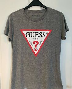Guess Triangle Logo T-shirt size L 10/12