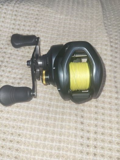 baitcasting reel