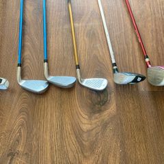 Junior left handed golf club set (10-13yrs)