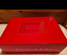 Elizabeth Arden Complete Make Up Set