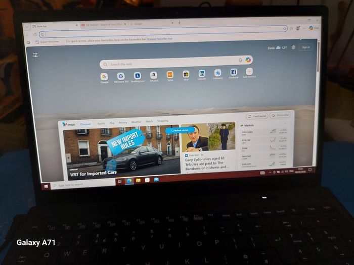 Fujitsu Lifebook Stylistic Series, Model A1530,  Intel Core i5-1035G1 CPU, 1.19GHz, 8GB Ram, 300GB SSD, Windows 10, Microsoft Edge, Chrome and VLC