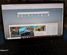 Fujitsu Lifebook Stylistic Series, Model A1530,  Intel Core i5-1035G1 CPU, 1.19GHz, 8GB Ram, 300GB SSD, Windows 10, Microsoft Edge, Chrome and VLC