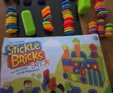 Stickle bricks set